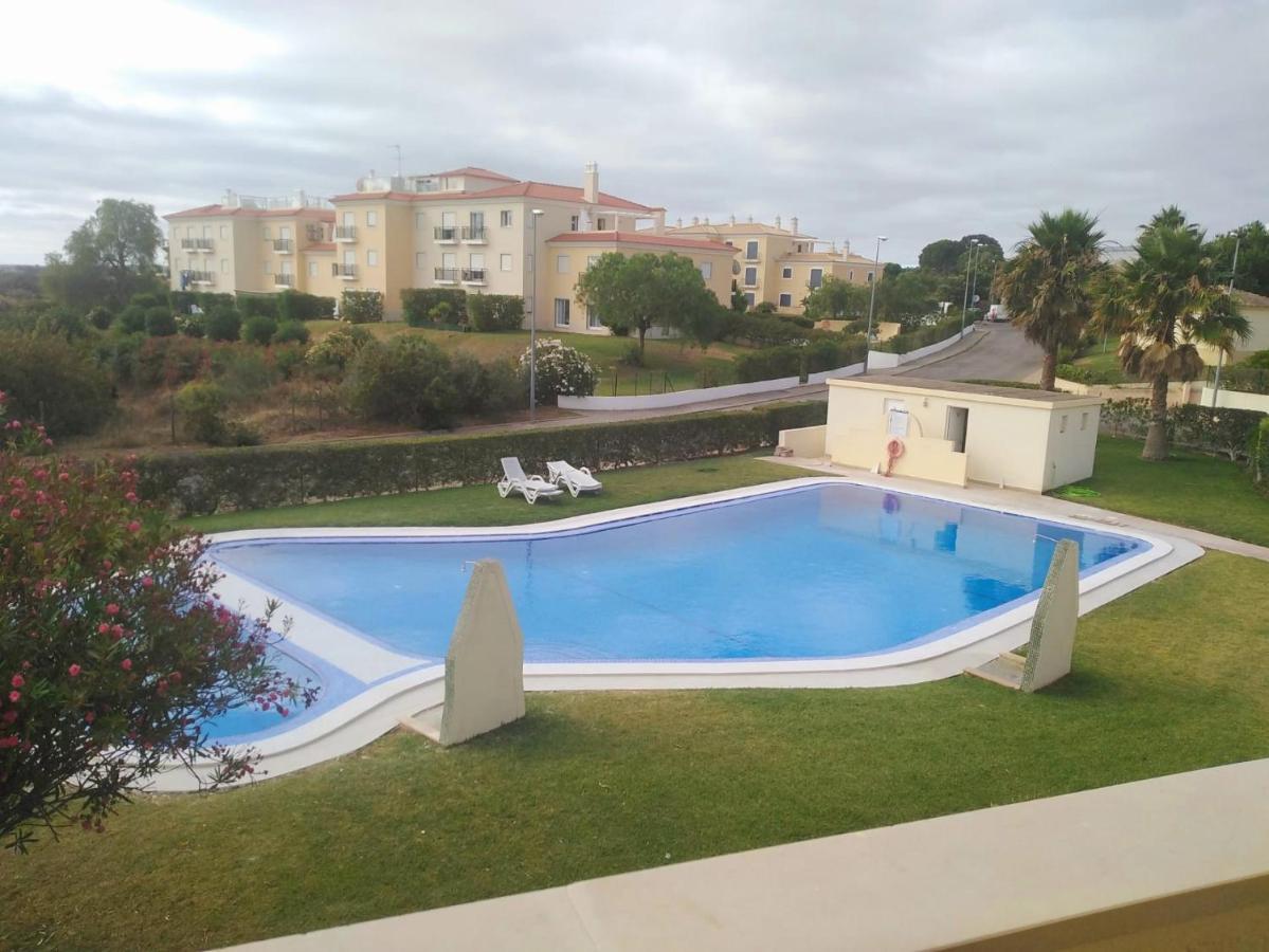 Pool And Garden Village-Near Beach Albufeira Bagian luar foto